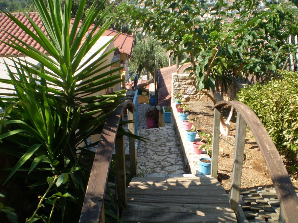 ואטי Villa Eleni מראה חיצוני תמונה